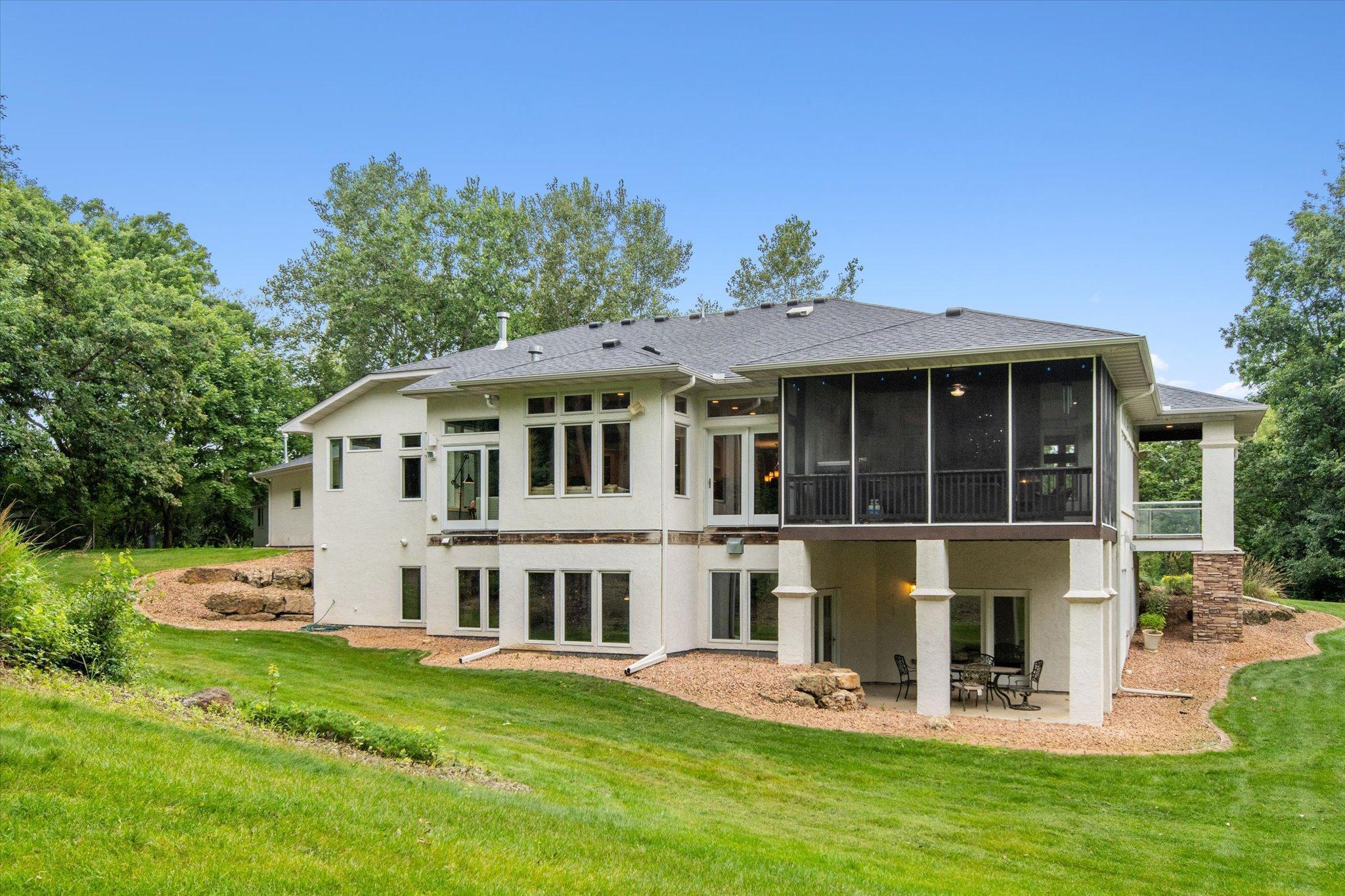 9401 Elm Court