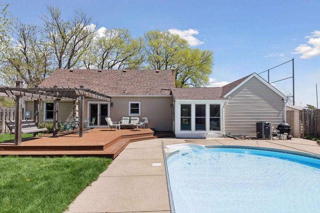 Photo of 7320 Morgan Avenue S, Richfield, MN 55423 (MLS # 7071012)