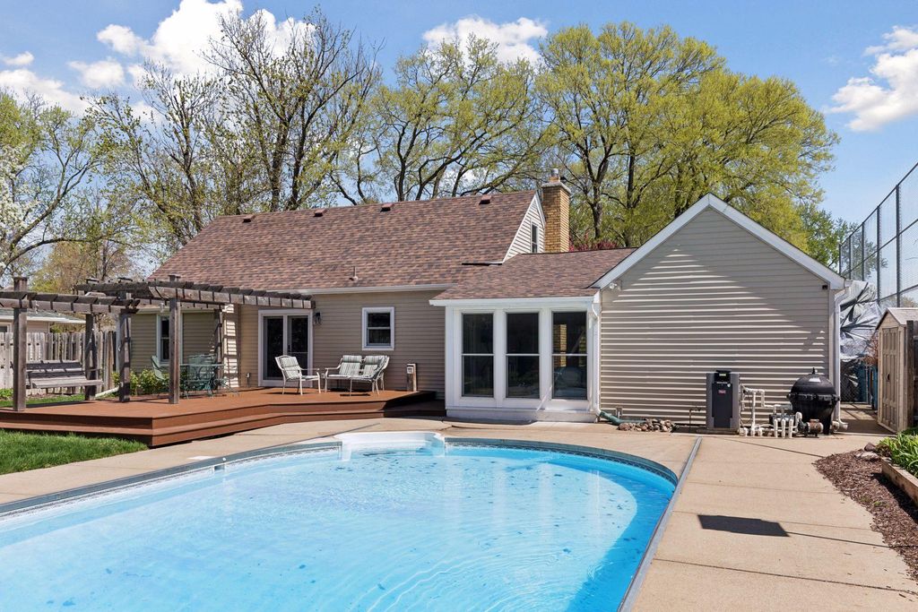 Photo of 7320 Morgan Avenue S, Richfield, MN 55423 (MLS # 7071012)