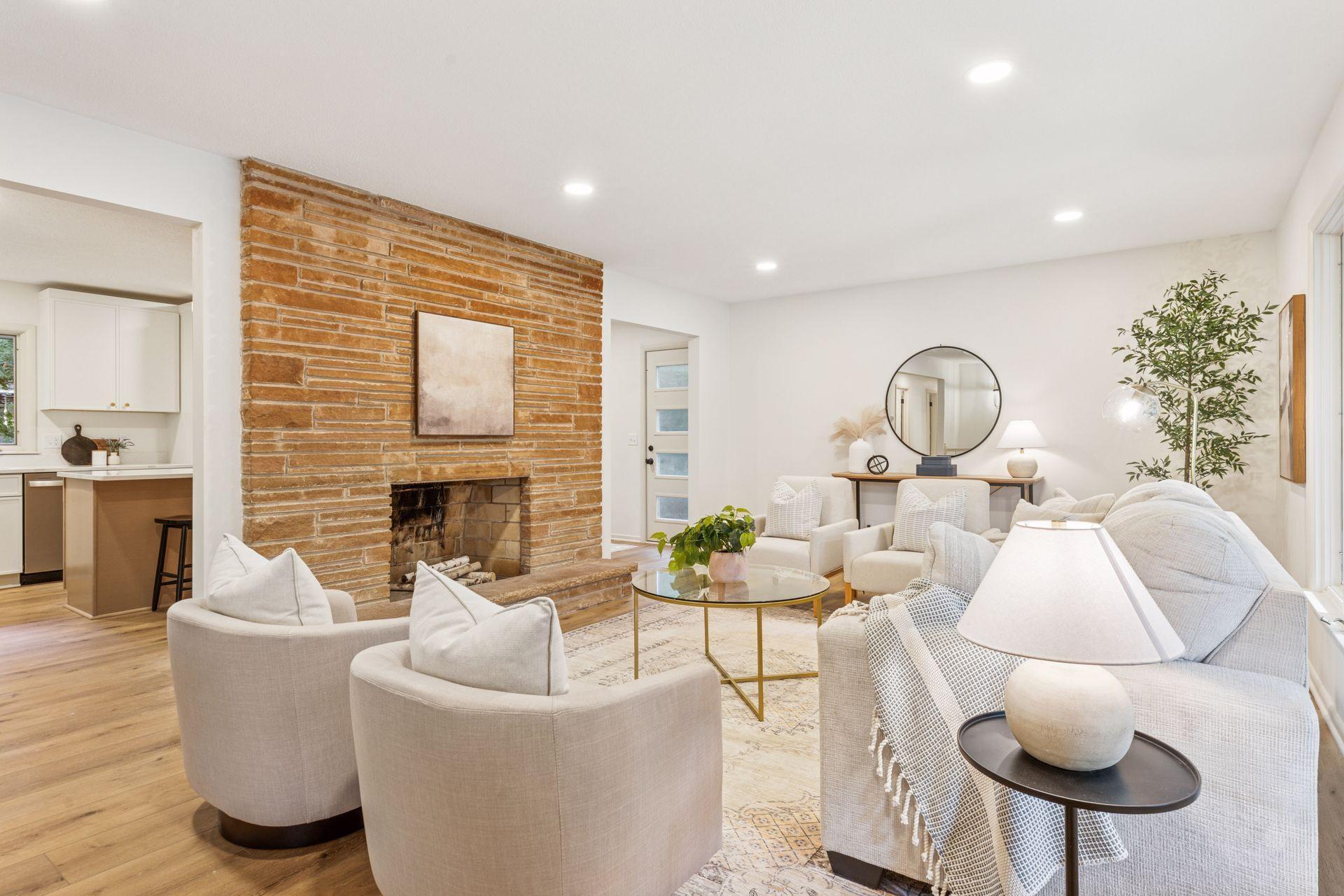 125 Hampshire Avenue N