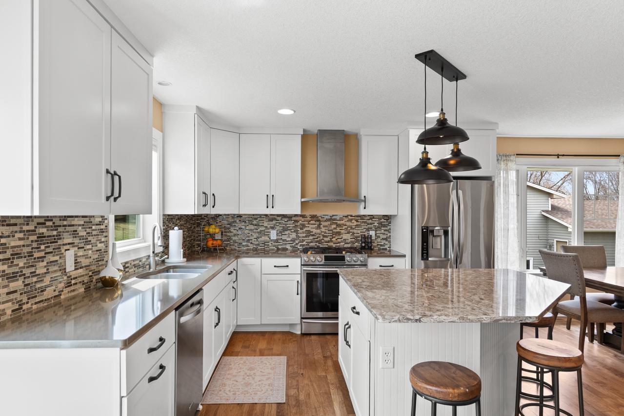8537 Chanhassen Hills Drive S