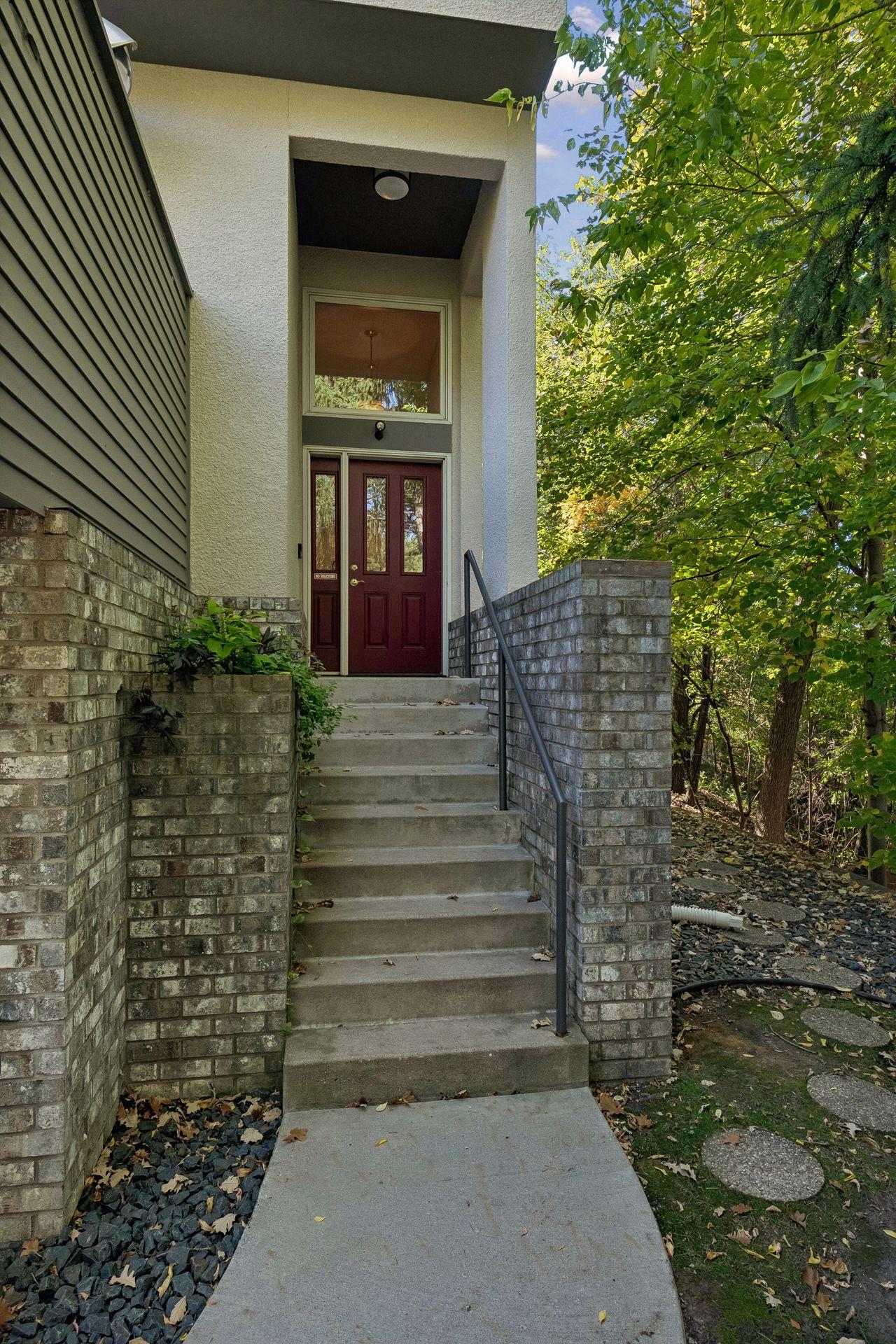 1904 Drew Avenue S