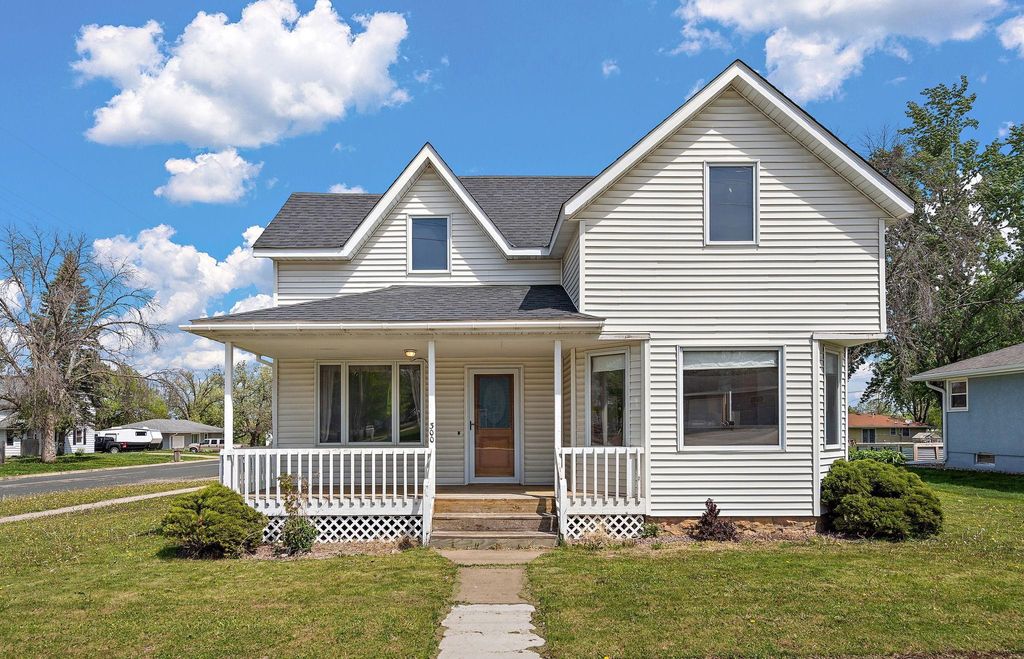 Photo of 300 E State Street, Belle Plaine, MN 56011 (MLS # 7068464)