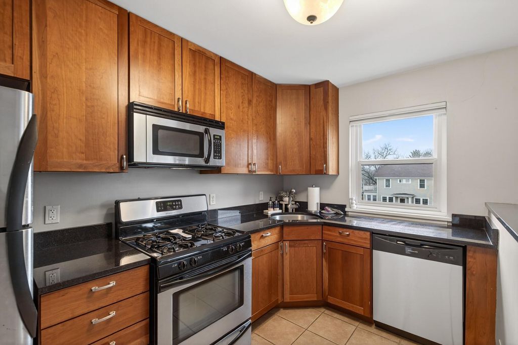 Photo of 4517 Grand Avenue S #206, Minneapolis, MN 55419 (MLS # 7020909)