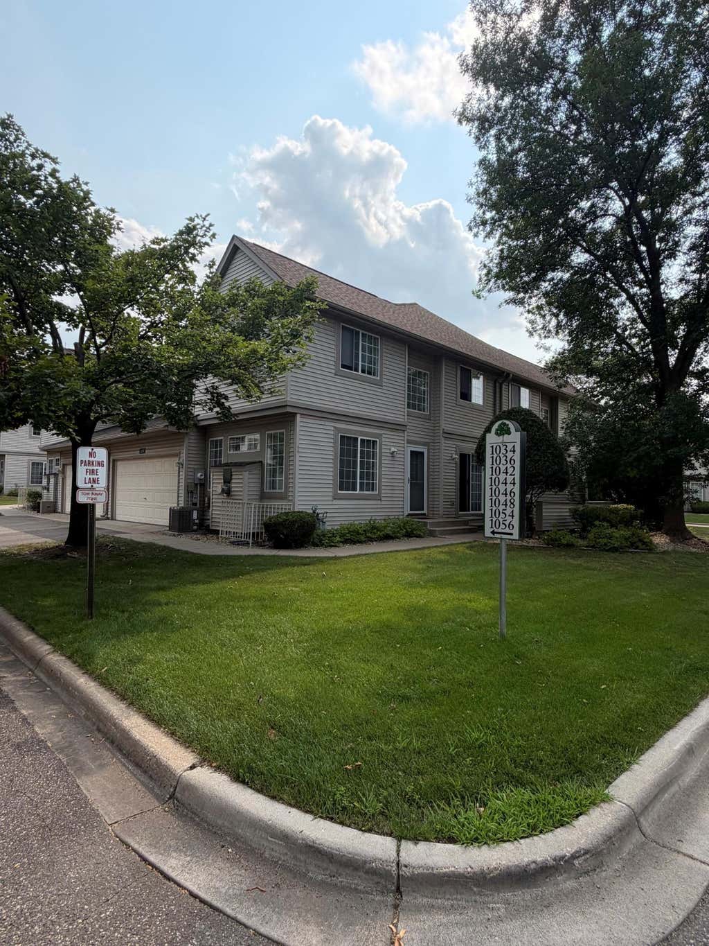 Photo of 1056 Lovell Avenue W, Roseville, MN 55113 (MLS # 7117423)