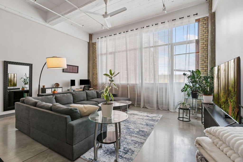 Photo of 700 Washington Avenue N #502, Minneapolis, MN 55401 (MLS # 7149675)