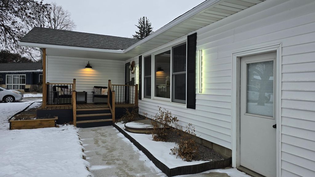 Photo of 1114 Bruce Circle, Marshall, MN 56258 (MLS # 7012899)