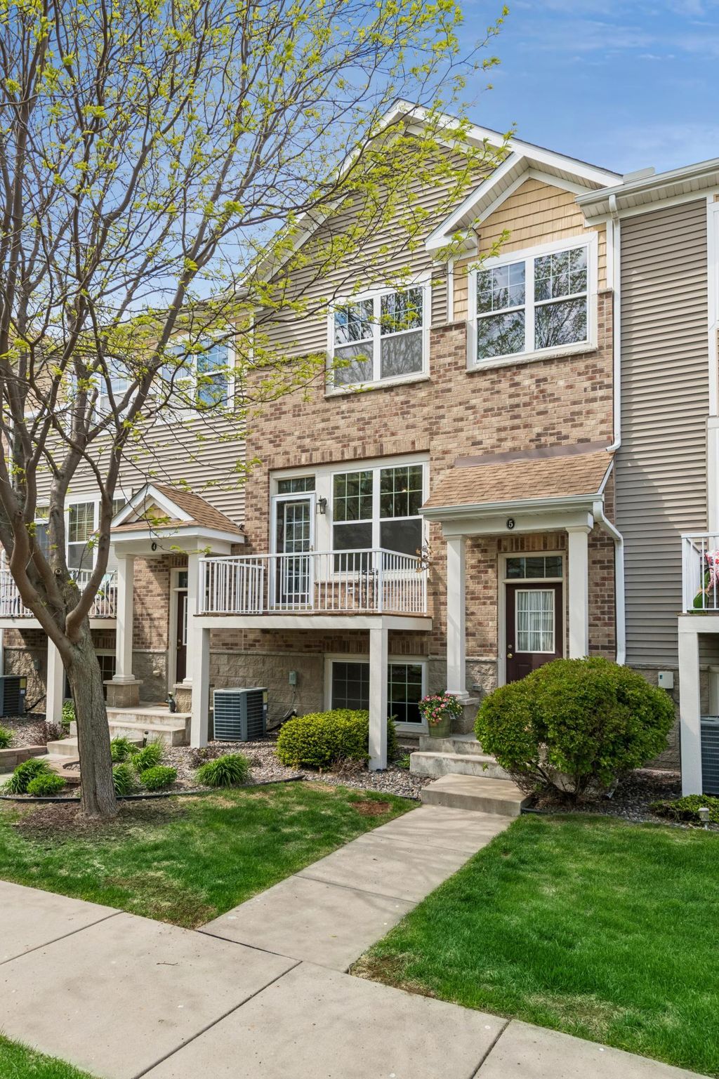 Photo of 1945 Commonwealth Boulevard #5, Chanhassen, MN 55317 (MLS # 6819393)