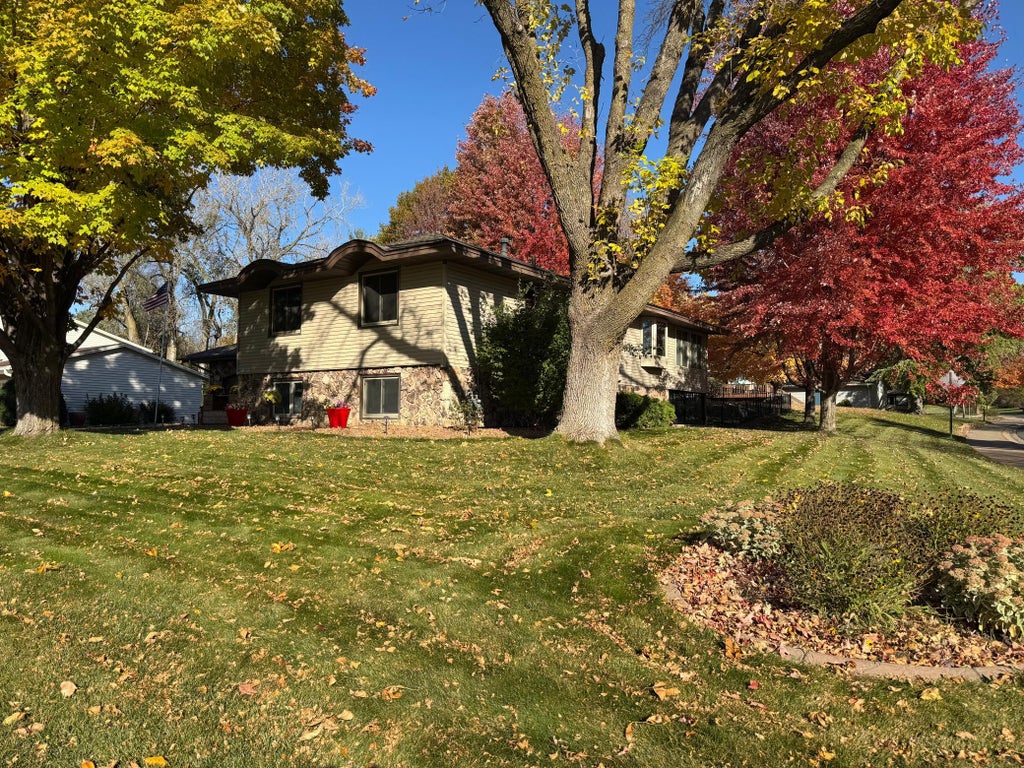 Photo of 7102 Annapolis Lane N, Maple Grove, MN 55311 (MLS # 7014012)