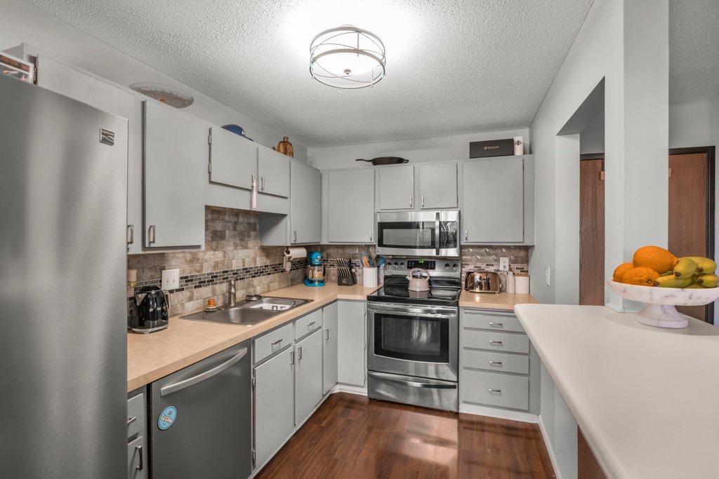 4350 Trenton Lane N 308