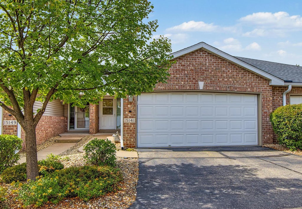 Photo of 15141 Cimarron Avenue, Rosemount, MN 55068 (MLS # 7144233)