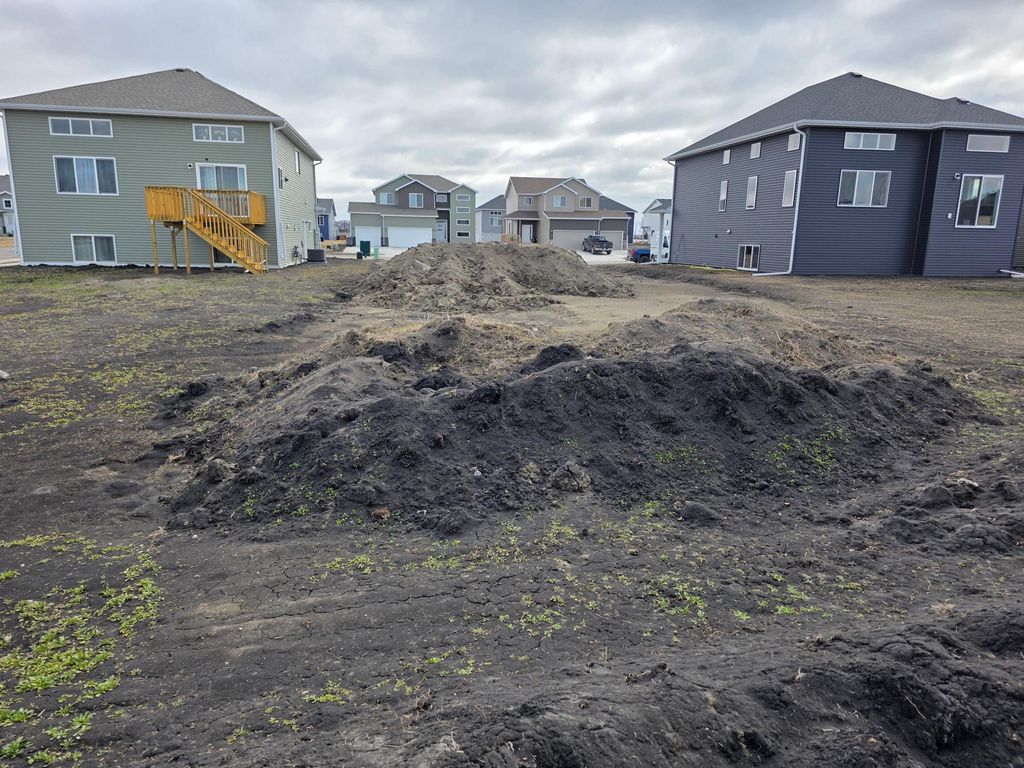 Photo of 2410 36th Avenue S, Moorhead, MN 56560 (MLS # 7043009)