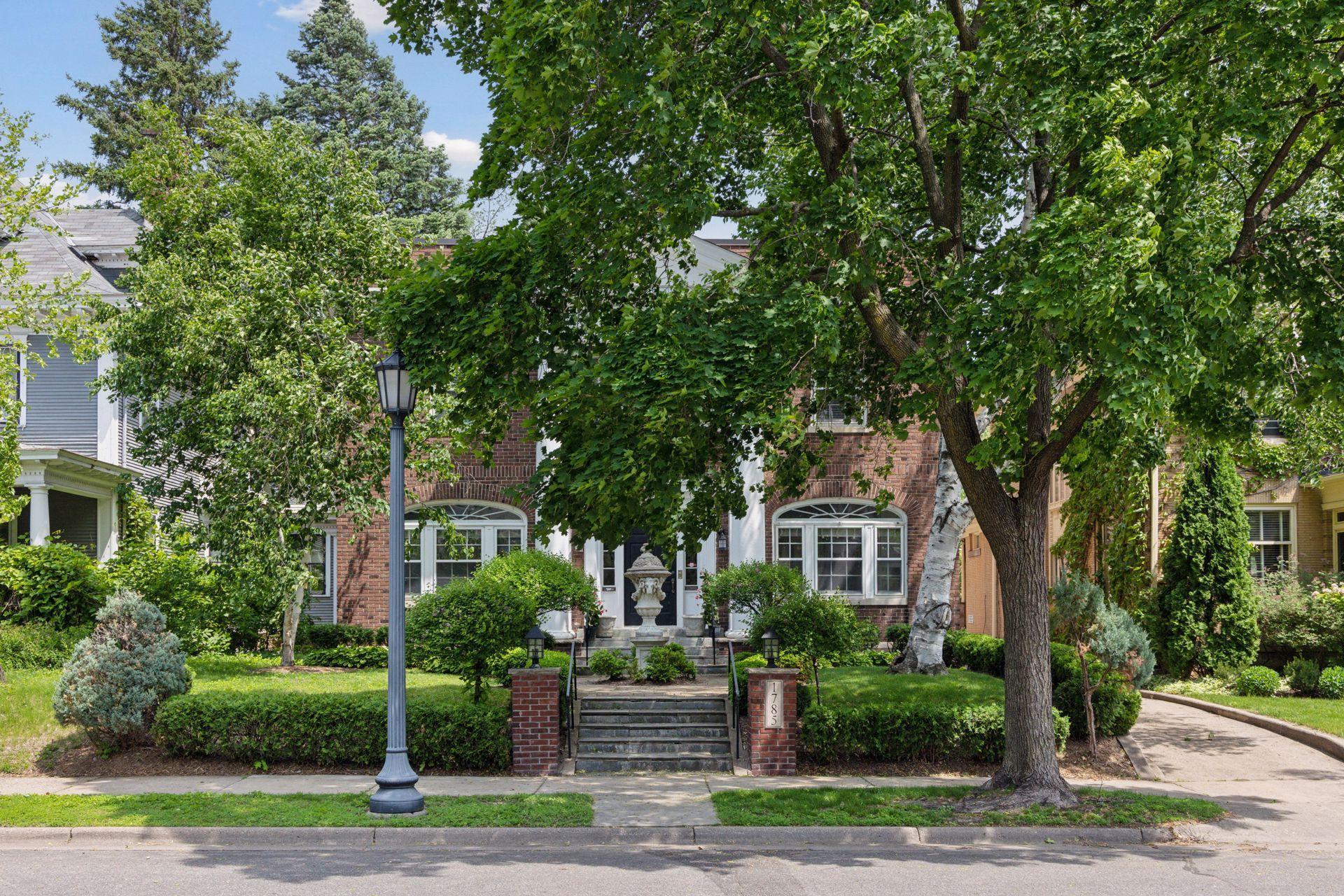 1785 Dupont Avenue S