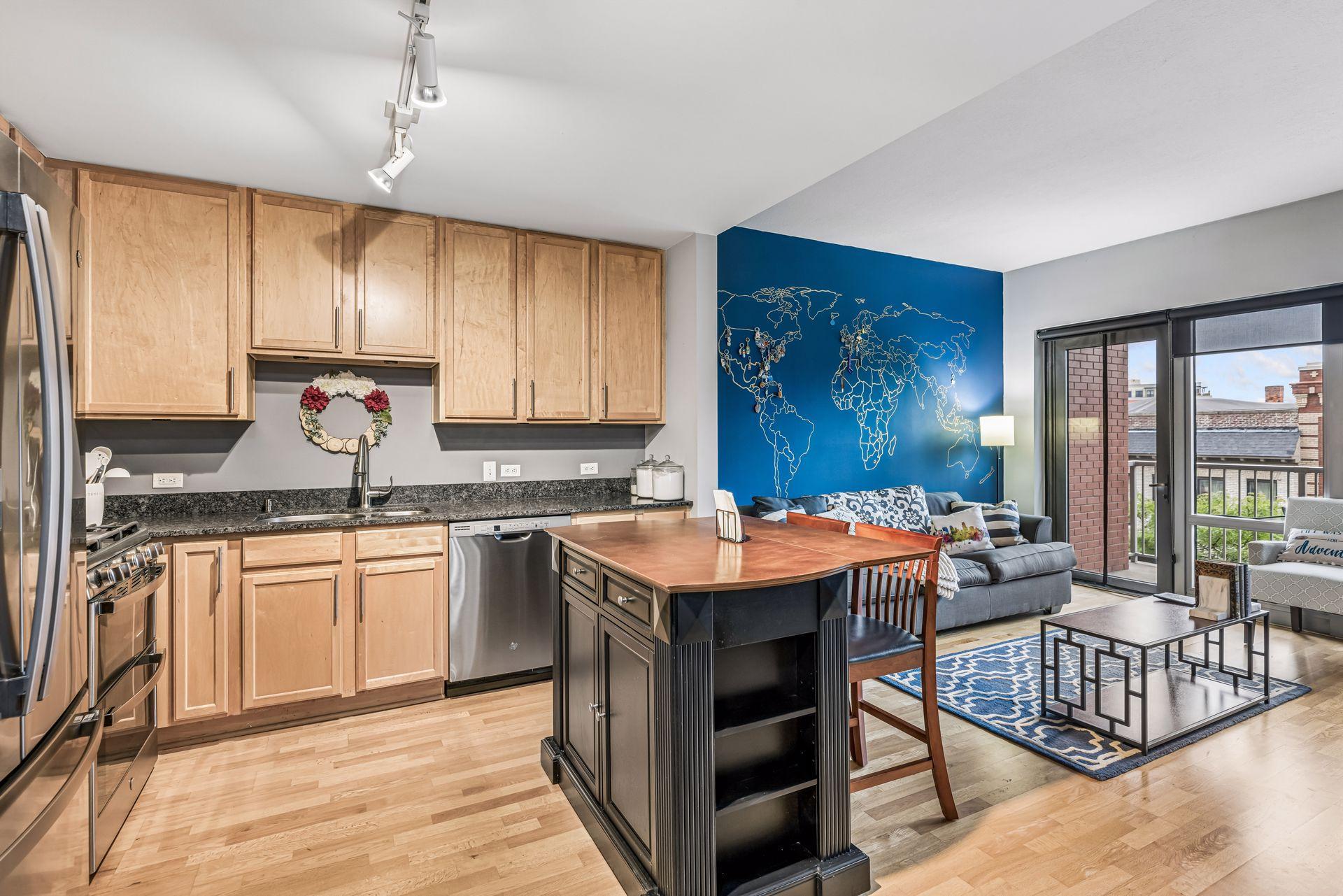 929 Portland Avenue 307
