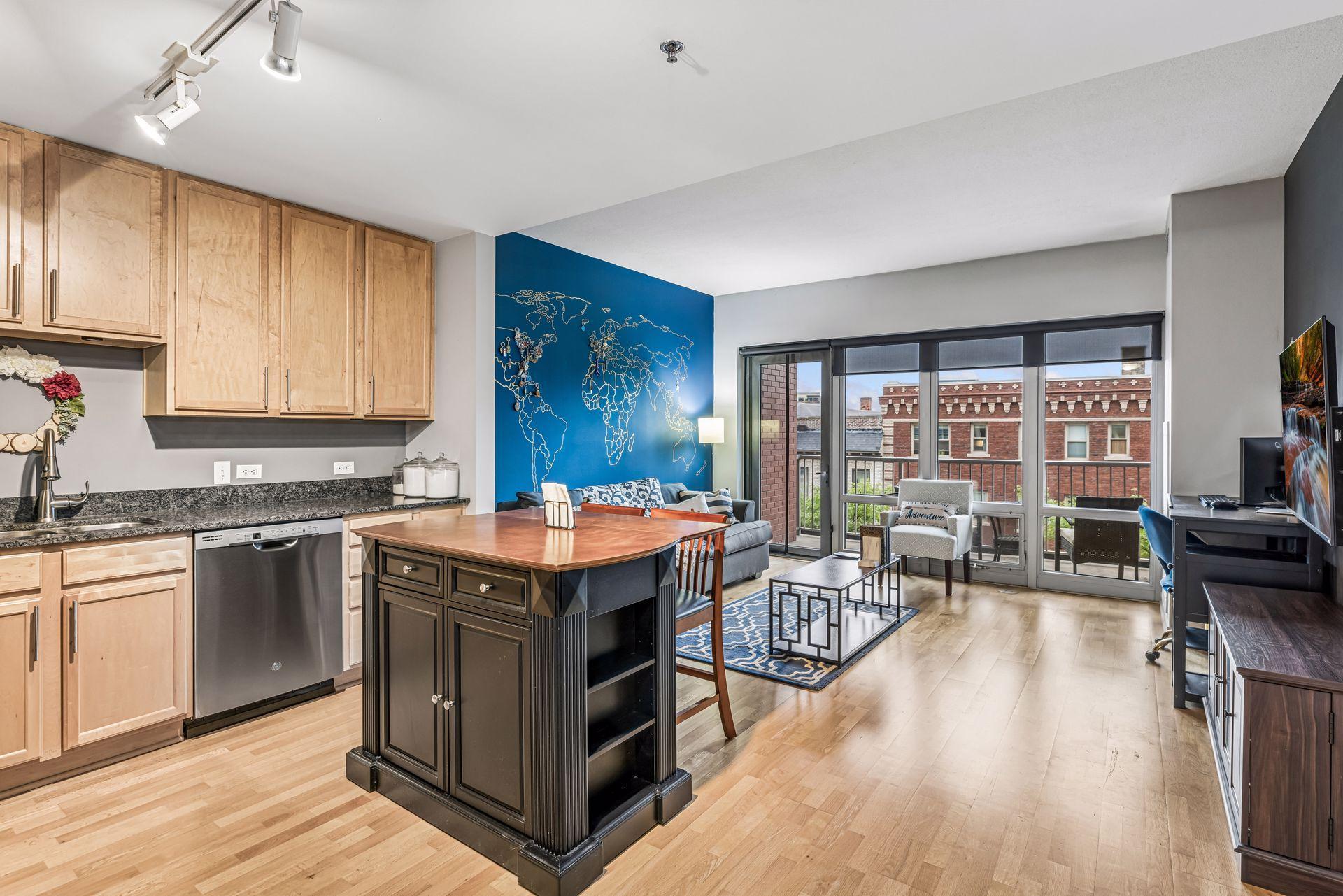 929 Portland Avenue 307