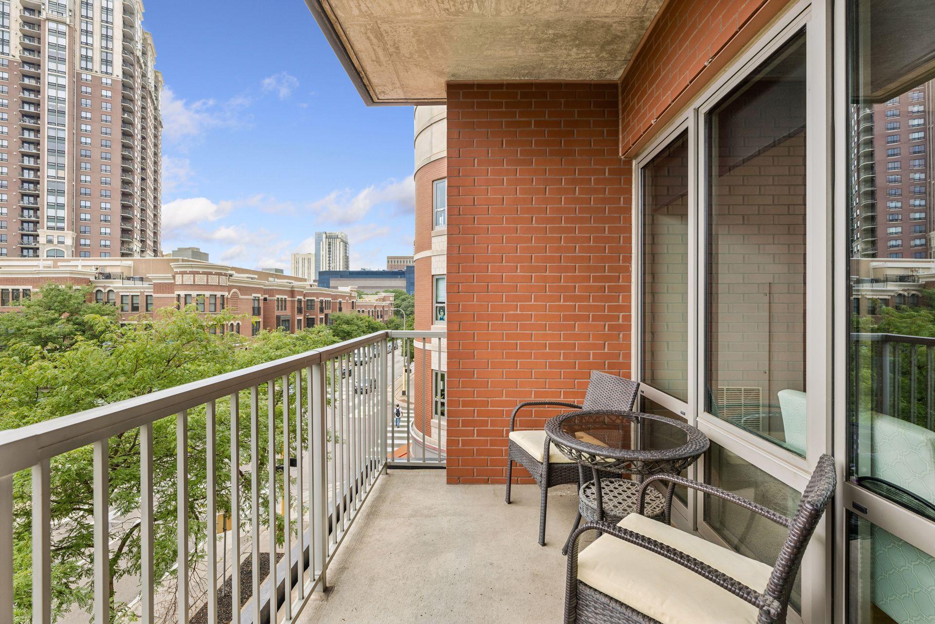 929 Portland Avenue 307