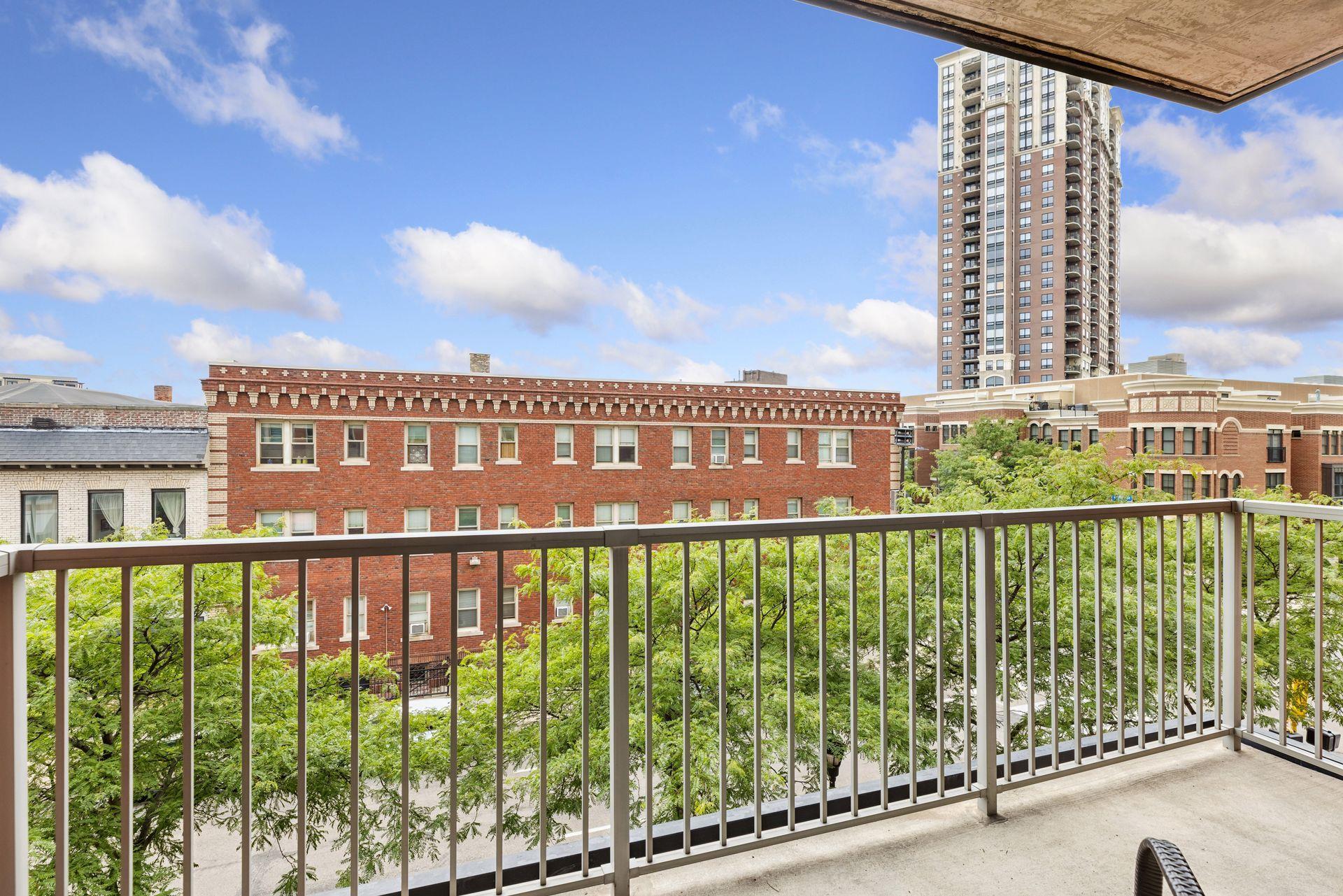 929 Portland Avenue 307