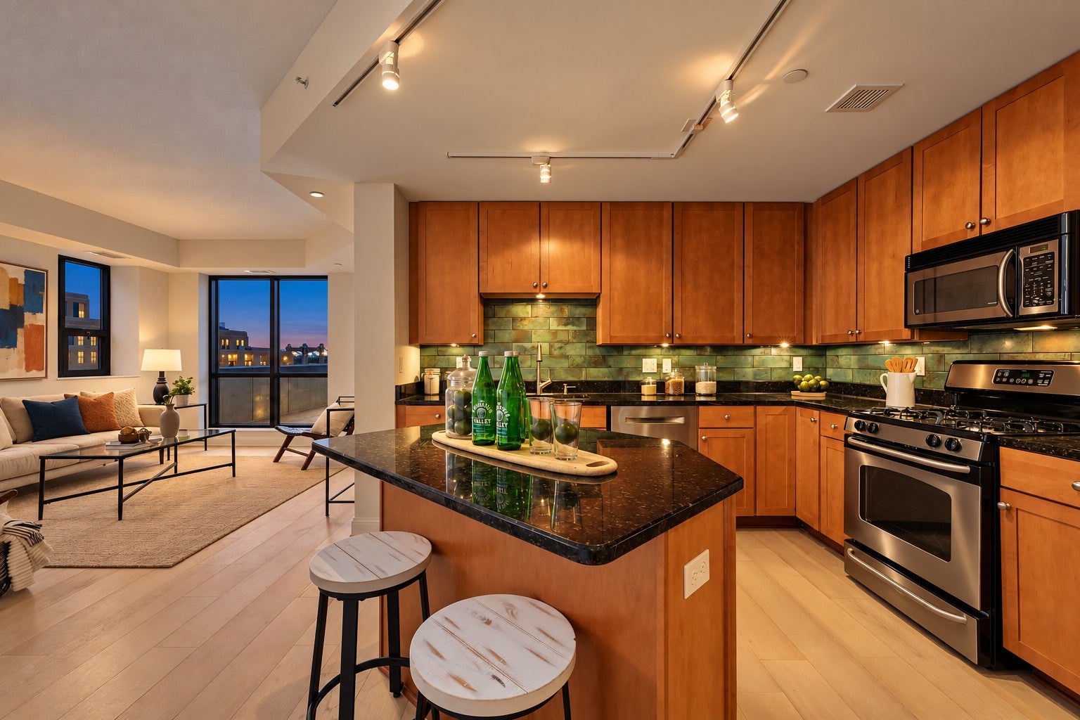 100 3rd Avenue S 504
