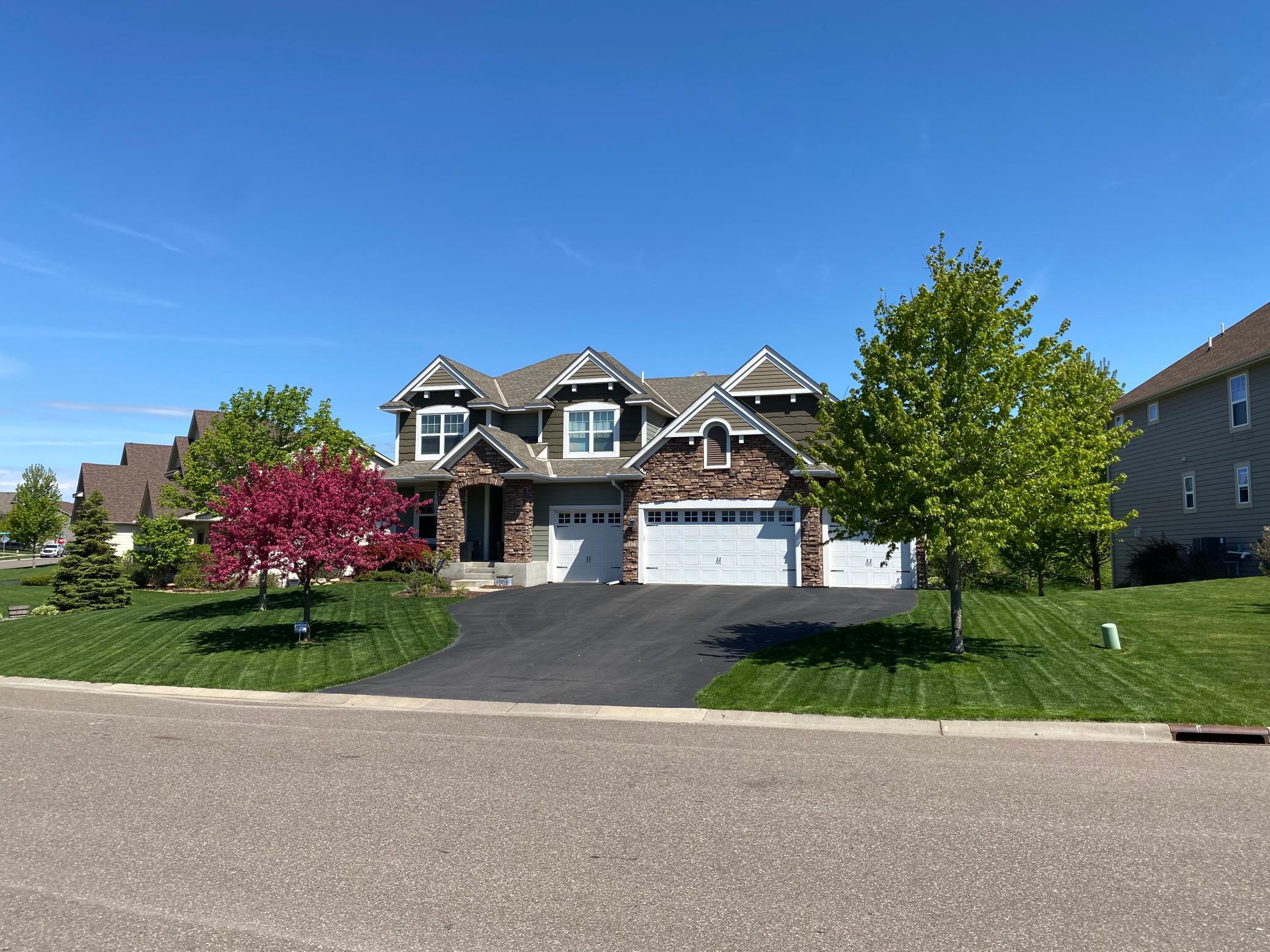 19373 Huntington Avenue