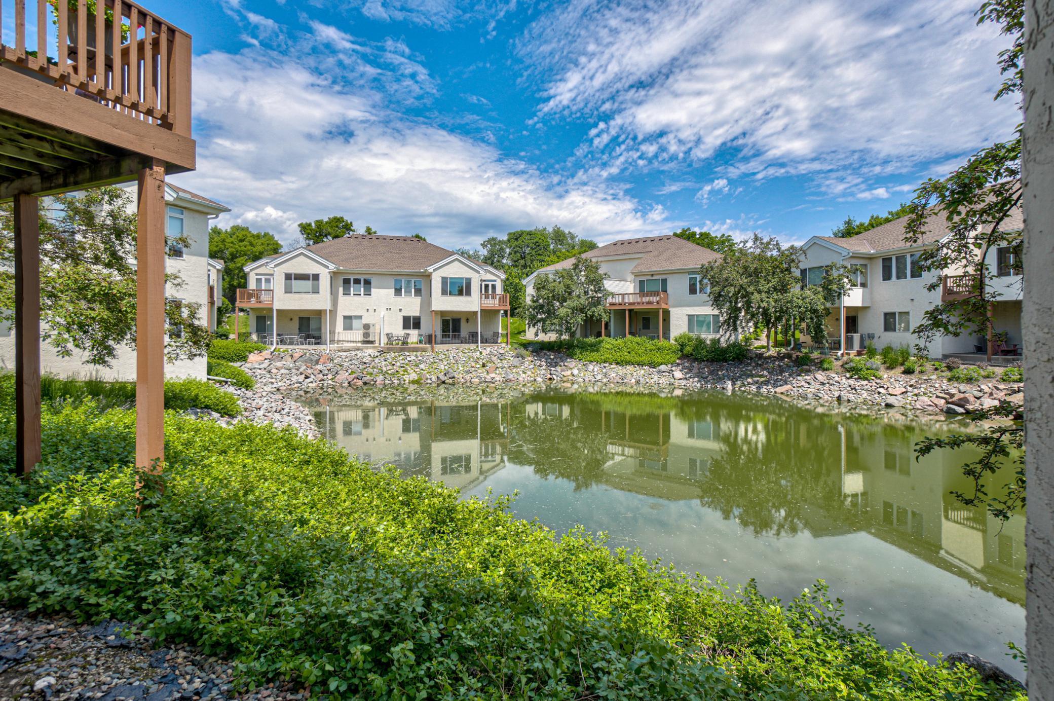 8006 Victoria Lane