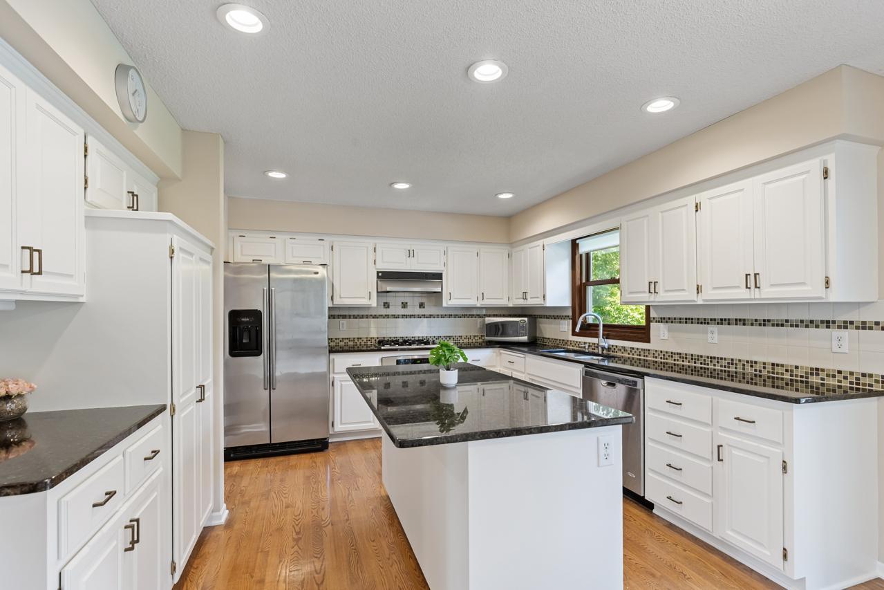 8079 Spruce Trail