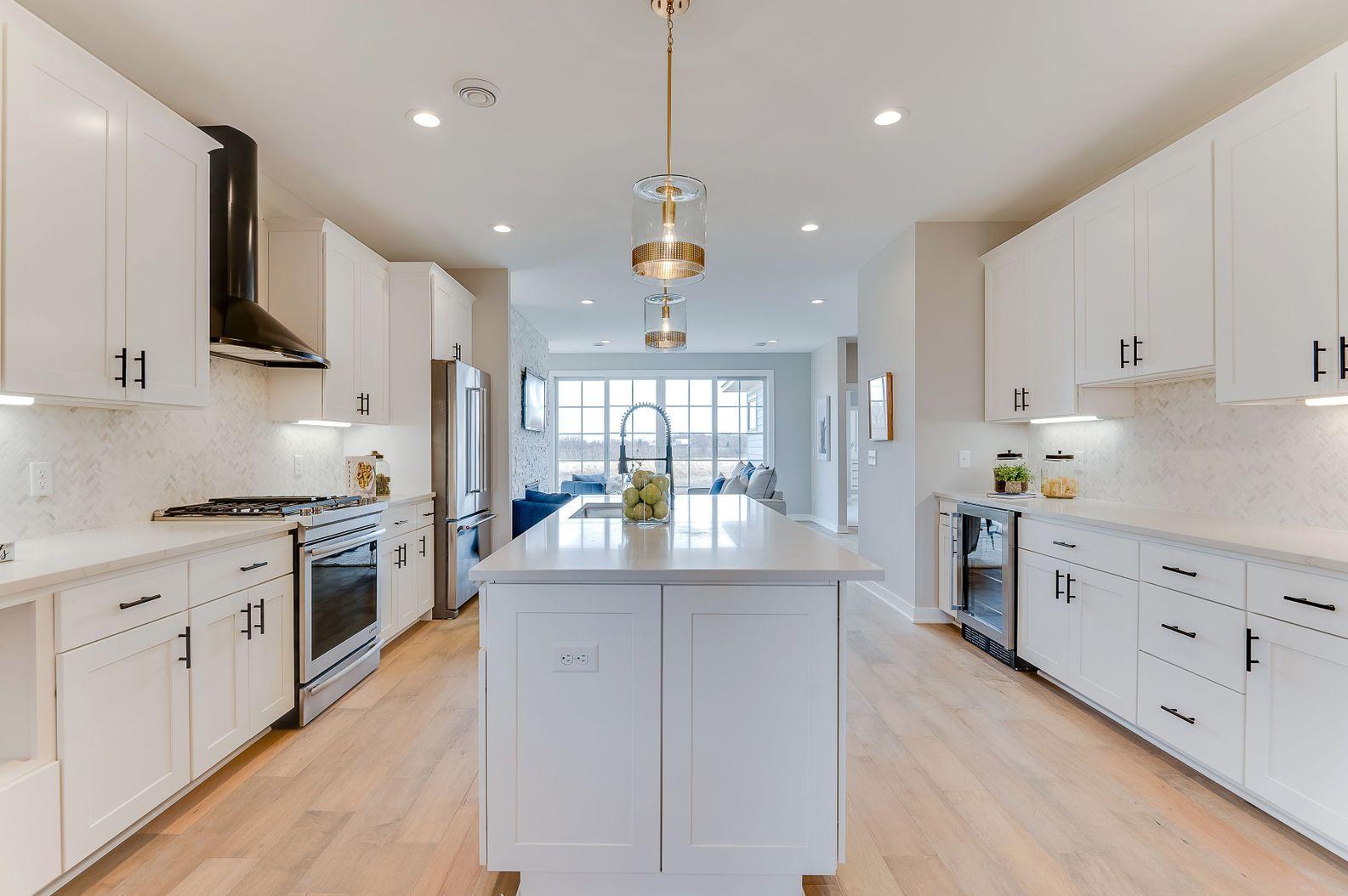 xxx7 217th Street W