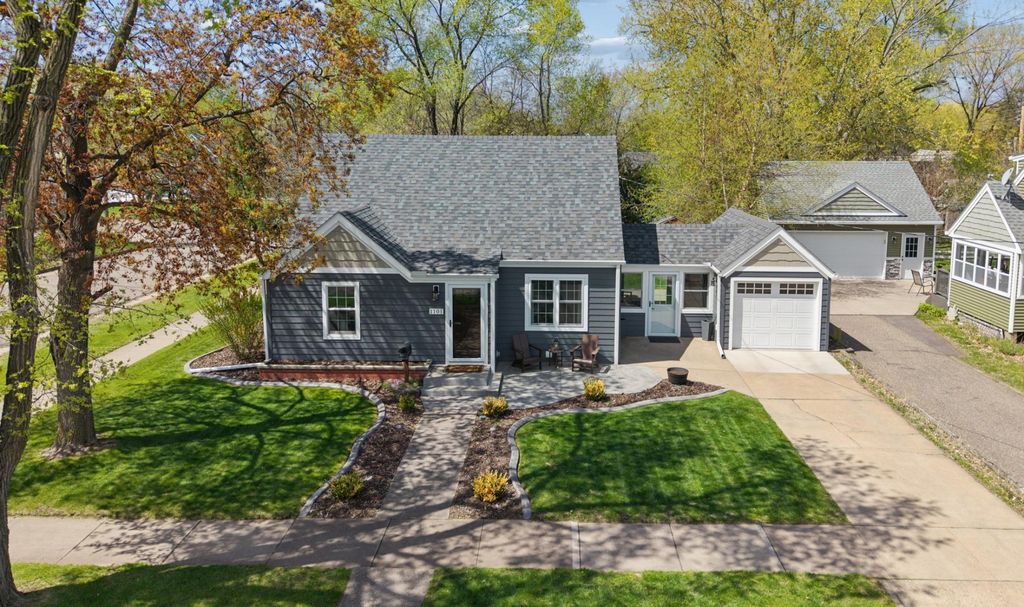 Photo of 1101 9th Street, Hudson, WI 54016 (MLS # 7063941)