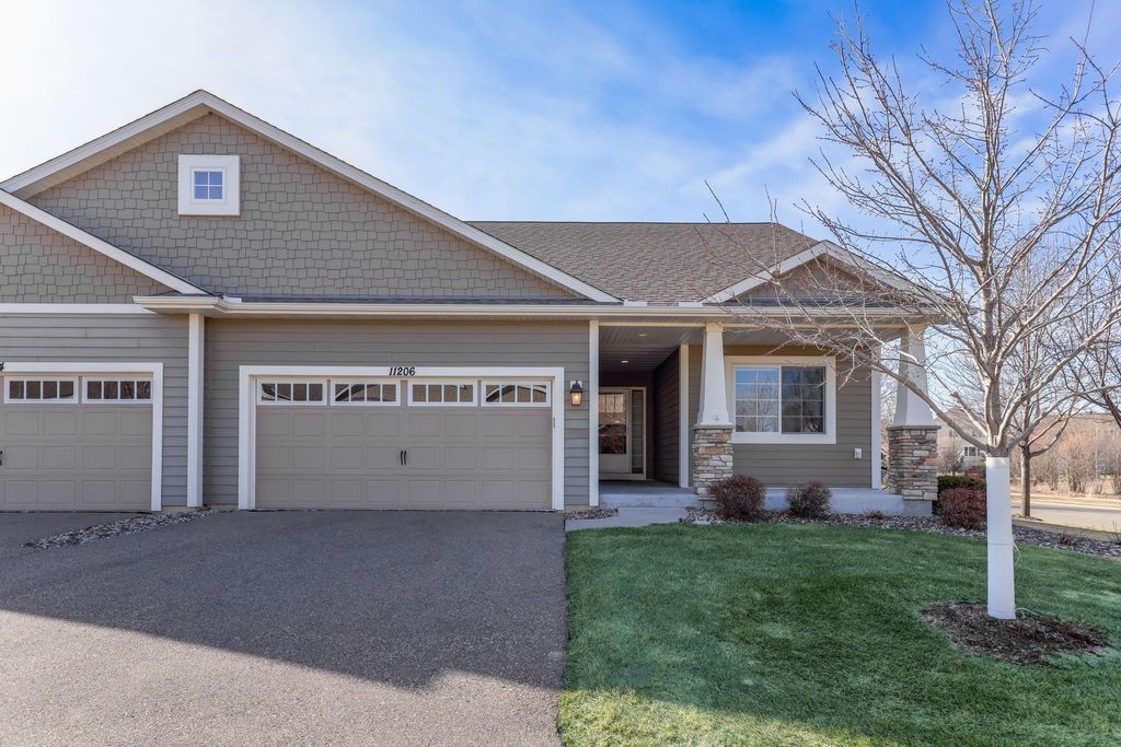 Photo of 11206 Bushel Curve, Woodbury, MN 55129 (MLS # 7027321)
