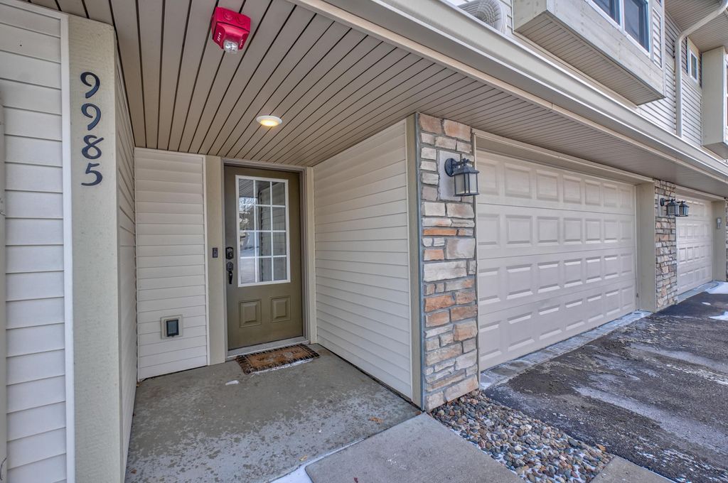 Photo of 9985 5th Street Lane N, Lake Elmo, MN 55042 (MLS # 7008491)