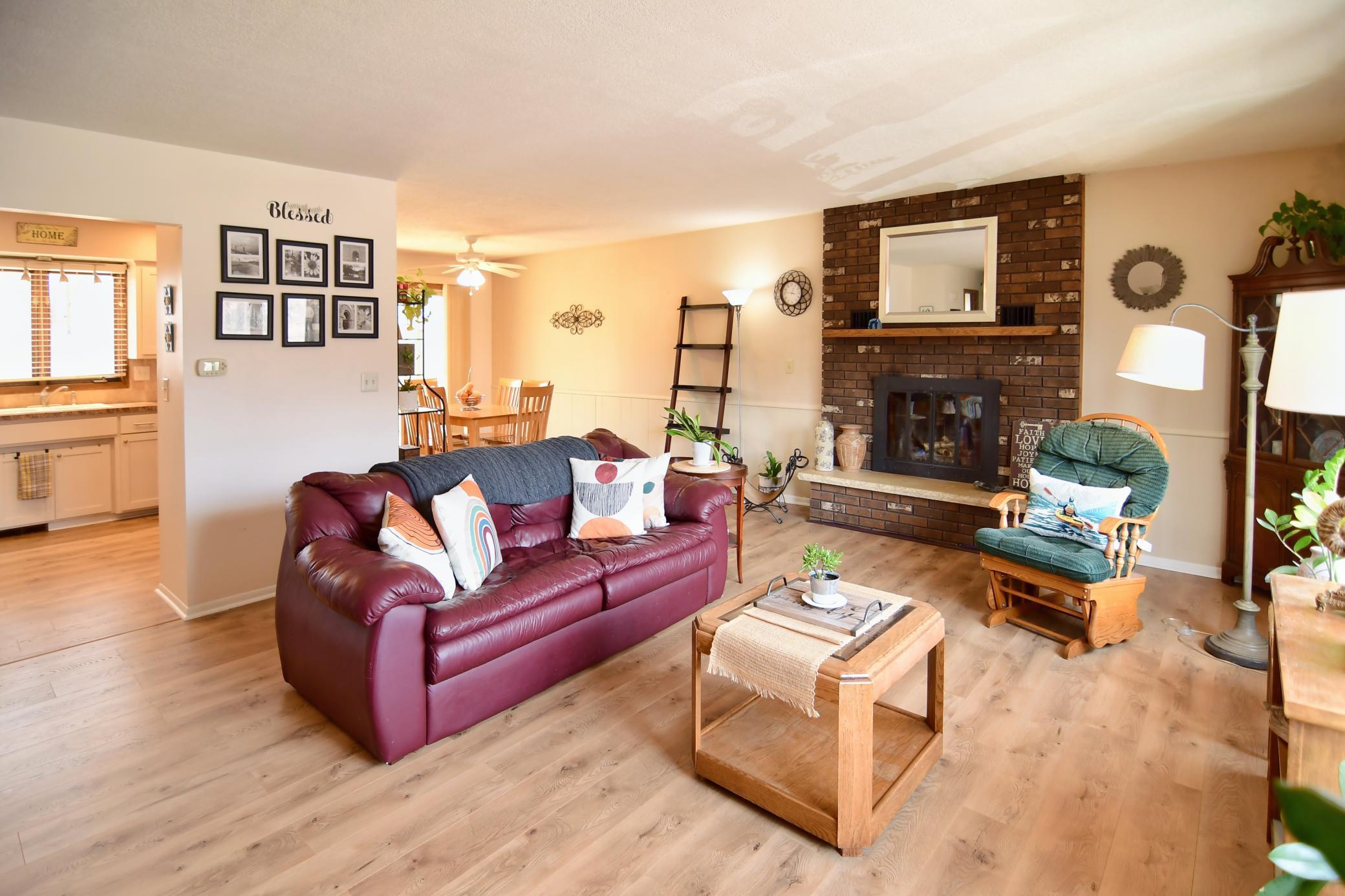 2615 Flandrau Street N