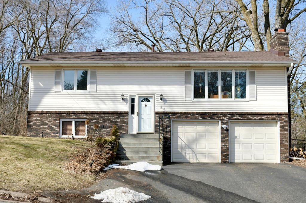 Photo of 2615 Flandrau Street, Maplewood, MN 55109 (MLS # 7040558)