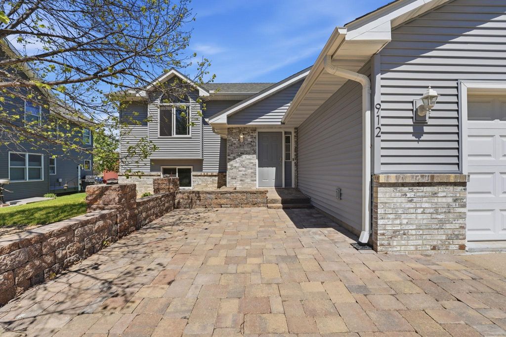 Photo of 912 Juniper Avenue W, Northfield, MN 55057 (MLS # 7075277)