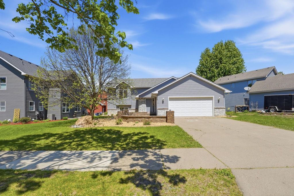 Photo of 912 Juniper Avenue W, Northfield, MN 55057 (MLS # 7075277)