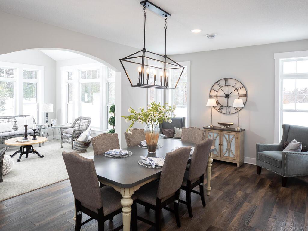 19230 Meadowridge Trail N