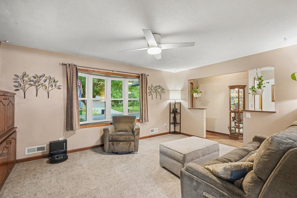 Photo of 2732 107th Lane NW, Coon Rapids, MN 55433 (MLS # 7108927)