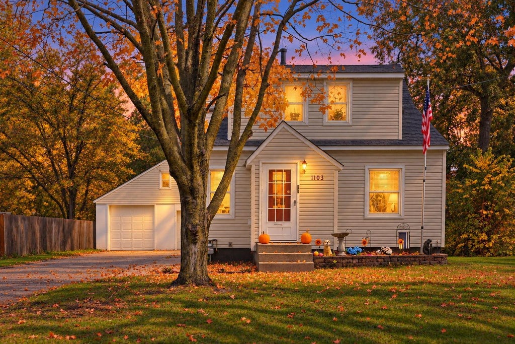 Photo of 1103 6th Street NW, Faribault, MN 55021 (MLS # 7161370)