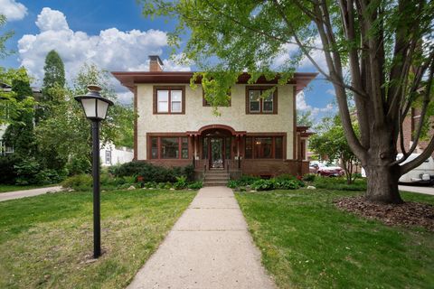 2511 12th Avenue N Minneapolis MN 55411