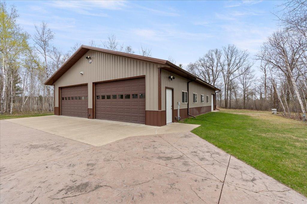 8009 County 78