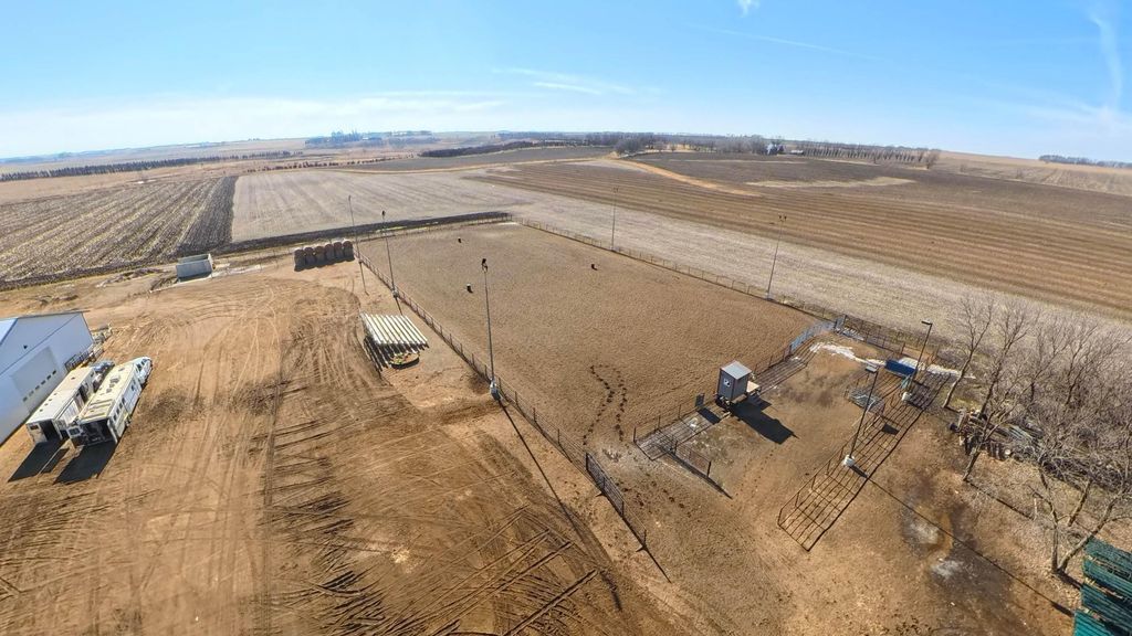 Photo of 1527 41st Street, Edgerton, MN 56128 (MLS # 7014892)