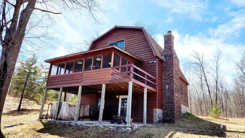8582 W Graves Lake Road NE Slater Twp MN 56672