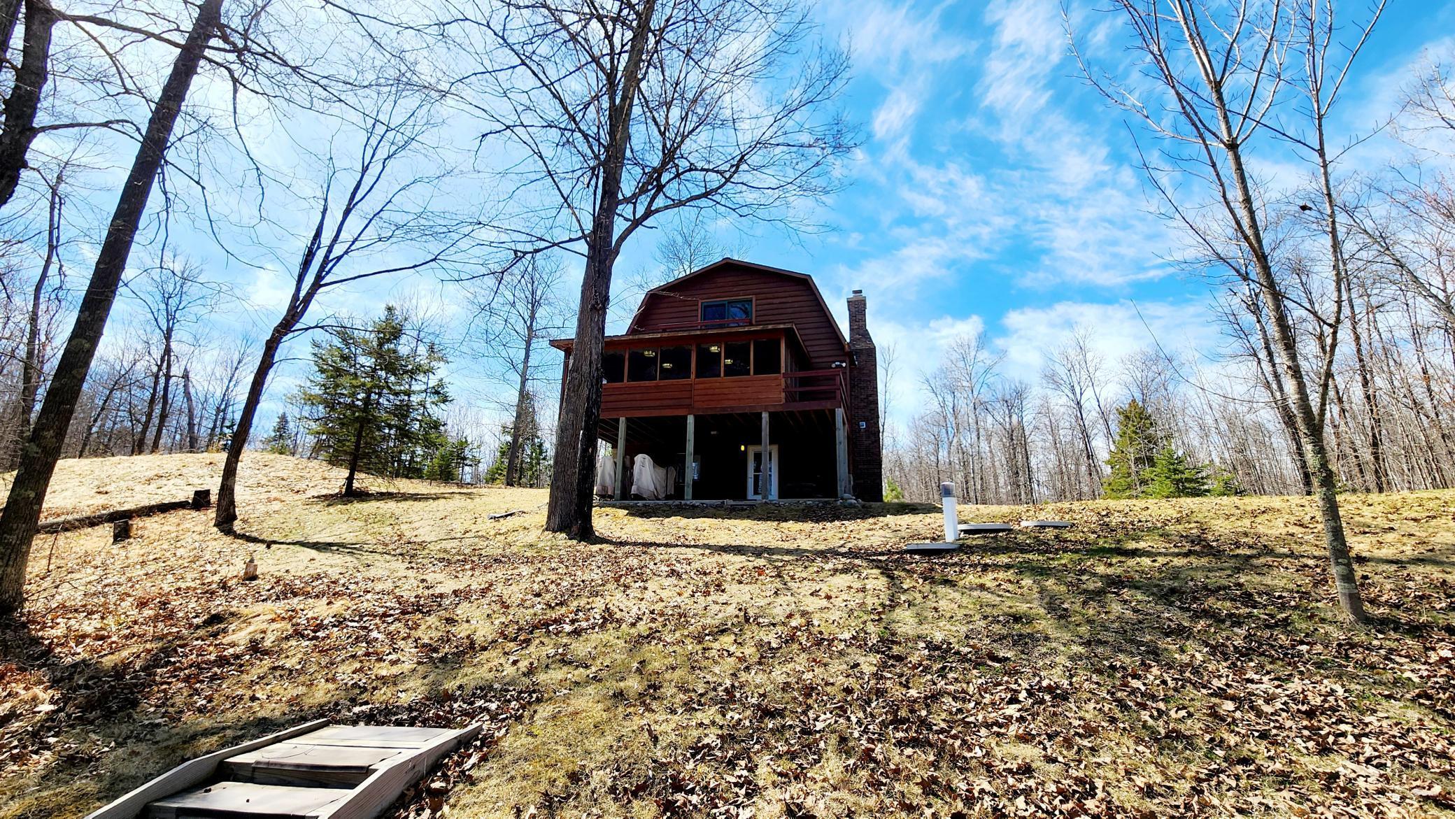 8582 W Graves Lake Road NE