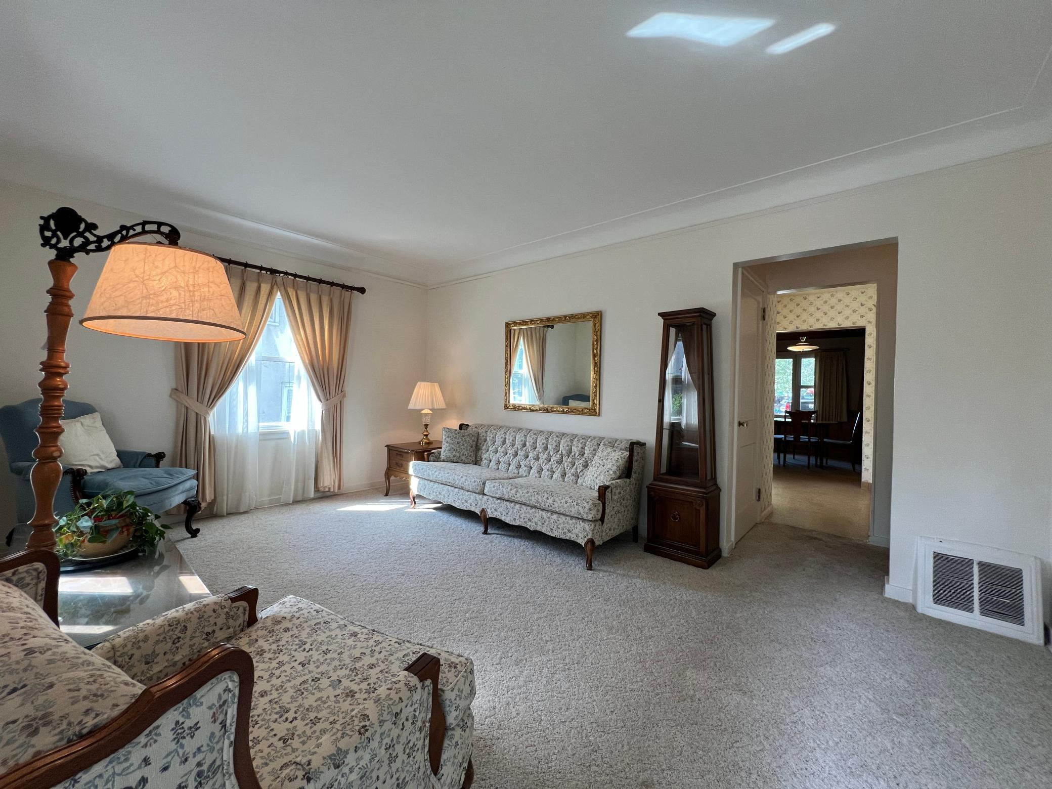 1806 Cleveland Street NE