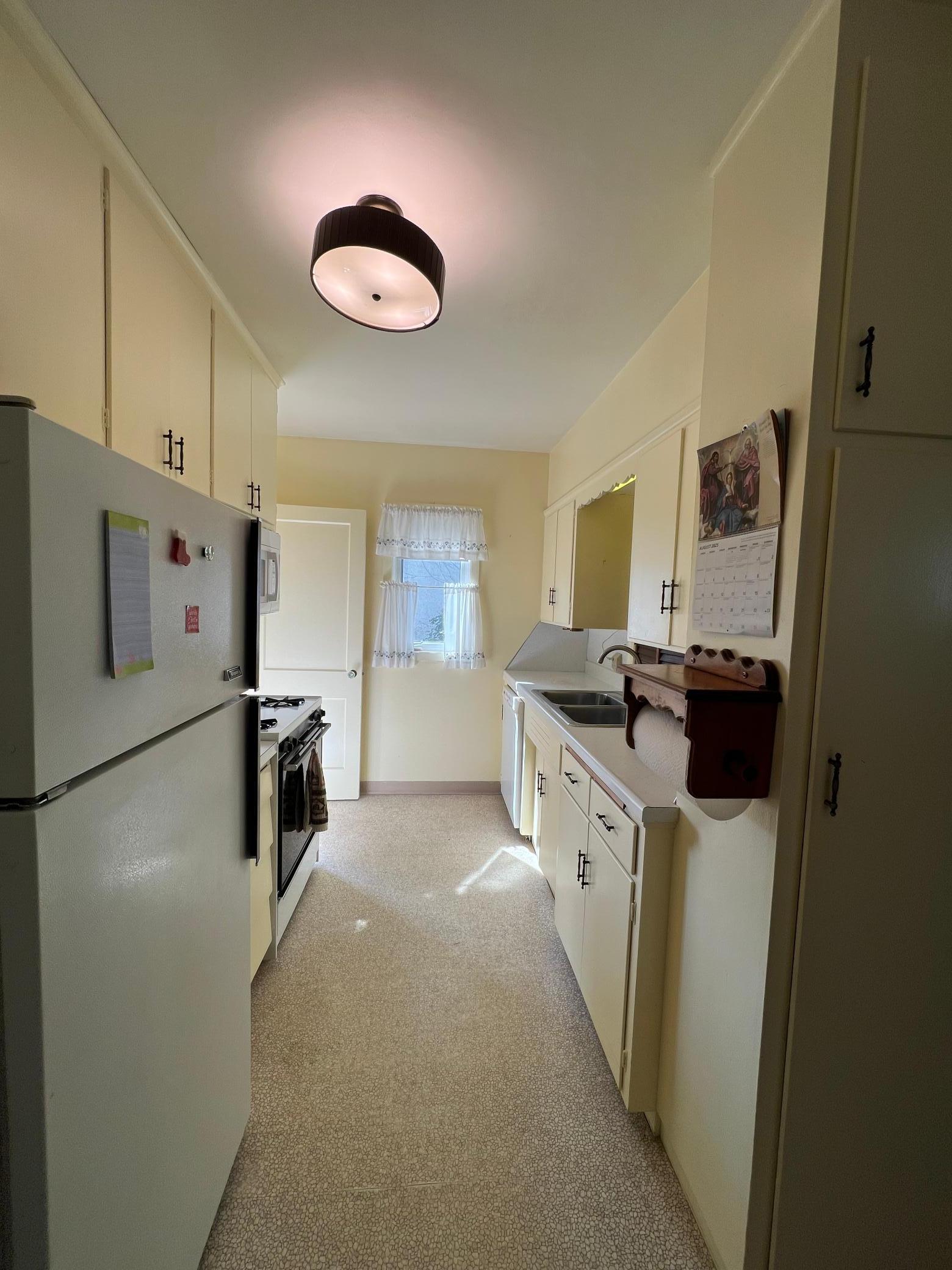 1806 Cleveland Street NE