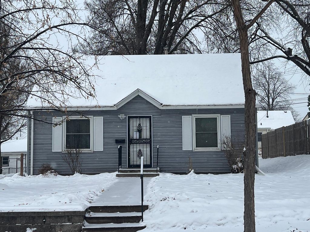 Photo of 1806 Cleveland Street NE, Minneapolis, MN 55418 (MLS # 6824709)