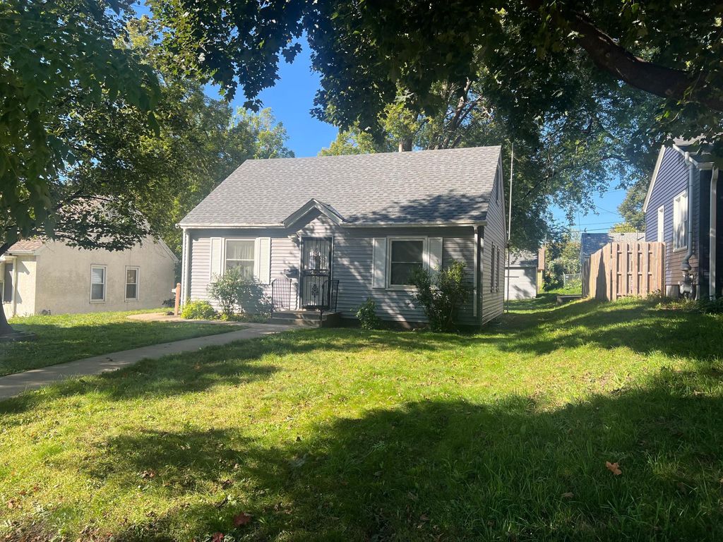 Photo of 1806 Cleveland Street NE, Minneapolis, MN 55418 (MLS # 6824709)
