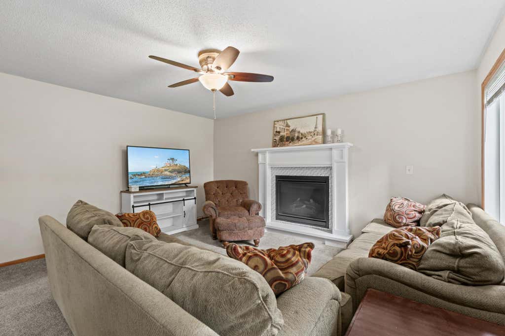 Photo of 5512 44th Avenue NW, Rochester, MN 55901 (MLS # 7111125)