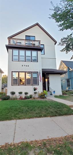2748 Dupont Avenue S
