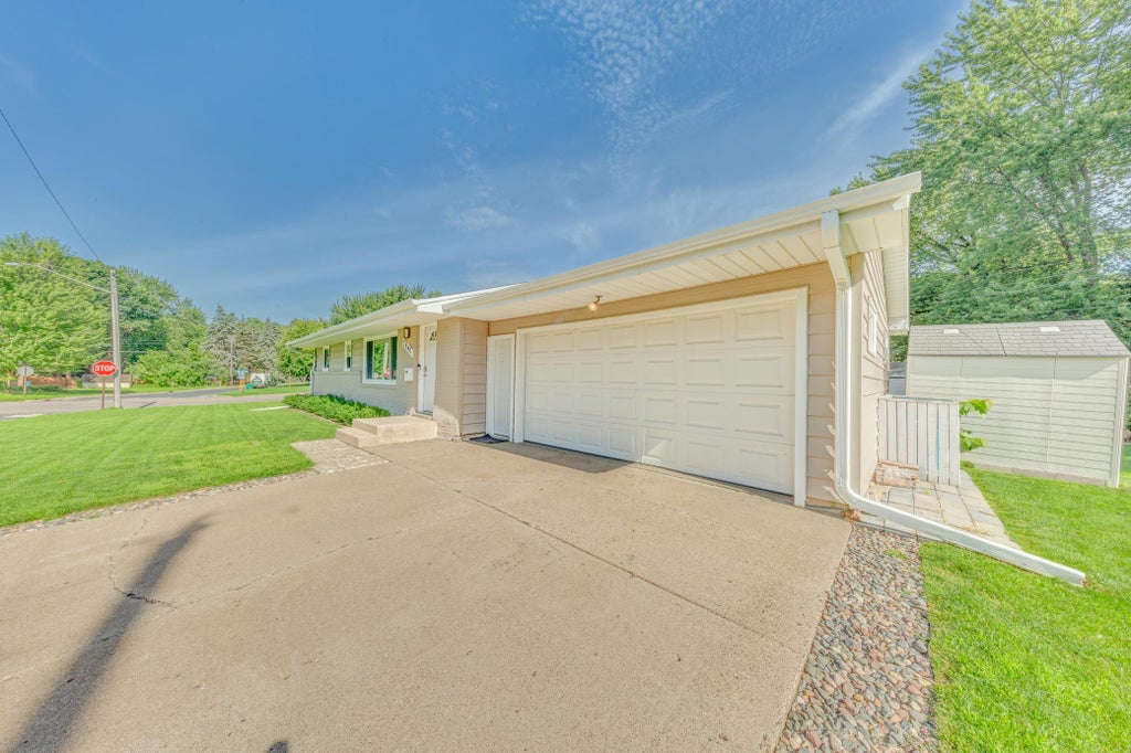Photo of 7840 Winsdale Street N, Golden Valley, MN 55427 (MLS # 7105583)