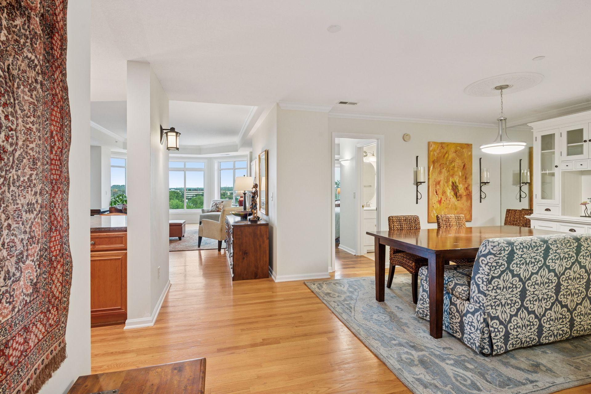 8301 Creekside Circle 570