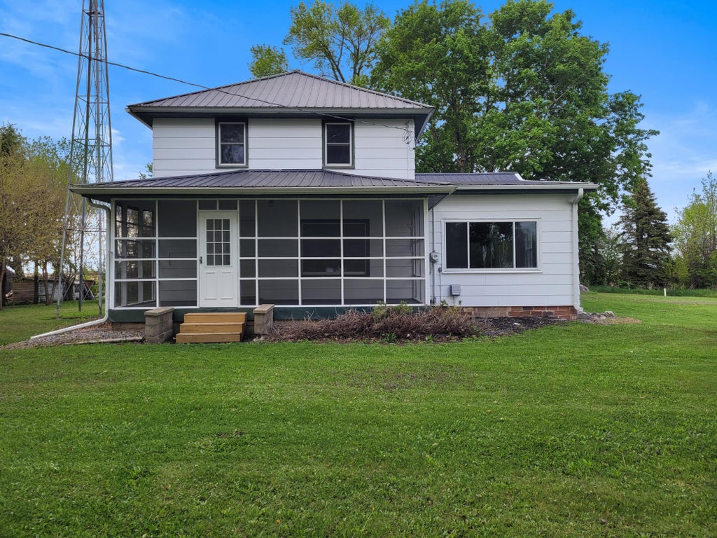 Photo of 411 State Highway 19, Franklin, MN 55333 (MLS # 7100725)